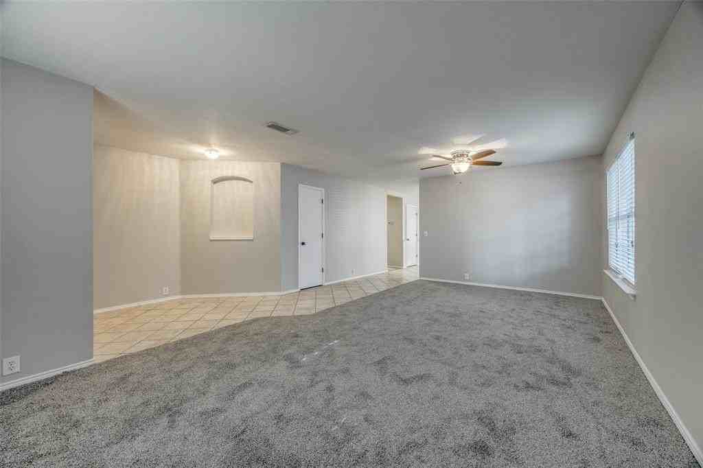 1309 Mallard Dr - Photo 3 of 25