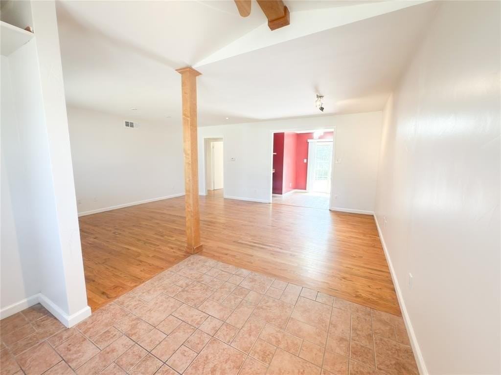 10804 Dunaway Dr - Photo 5 of 37