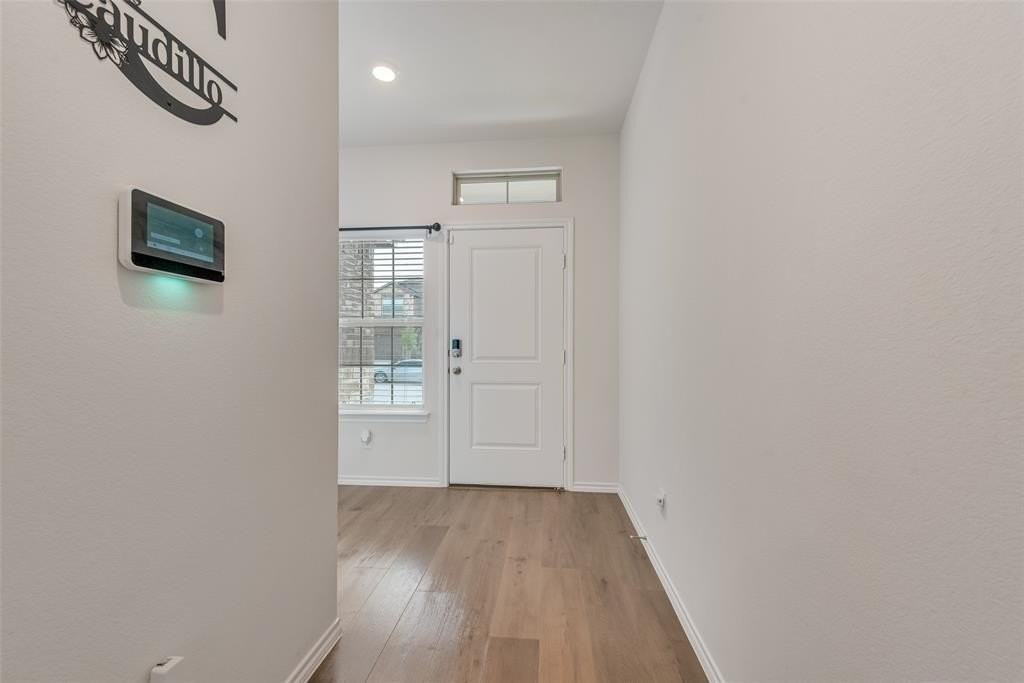 1450 Canongate Dr - Photo 2 of 21