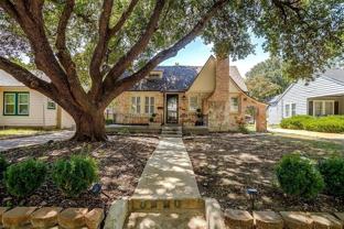3220 Waits Ave - Photo 1 of 1