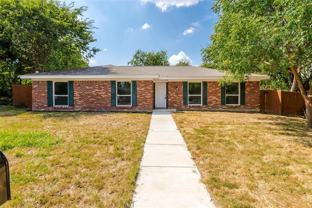 1909 Greenbriar Ct - Photo 1 of 1