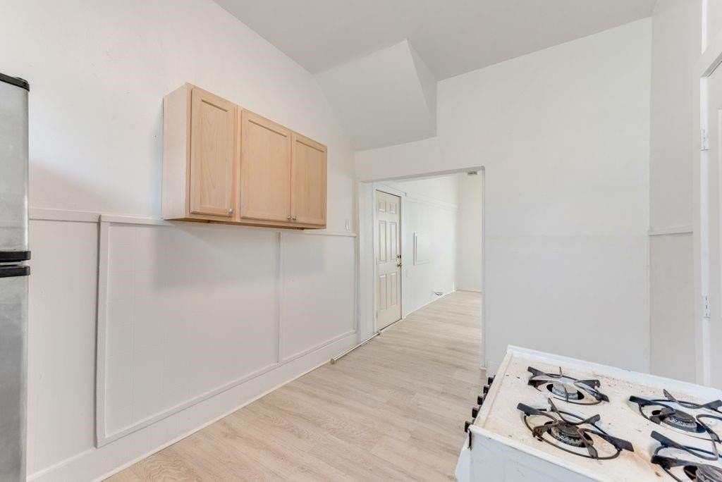 1615 Alston Ave #C - Photo 6 of 10