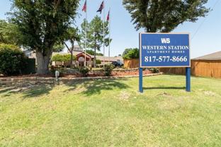 3391 Western Center Blvd - Photo 1 of 1