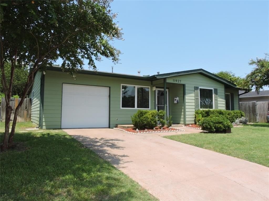 11927 Hoblitzelle Dr