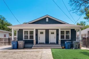 818 N Beckley Ave - Photo 1 of 1