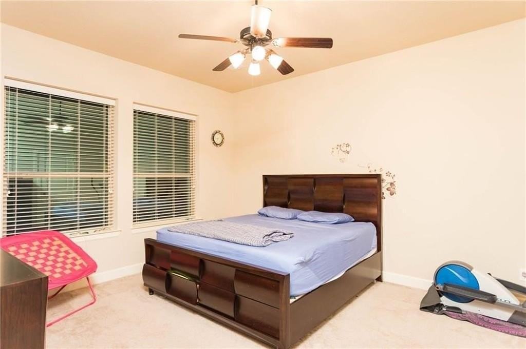 423 Palacio St - Photo 6 of 18