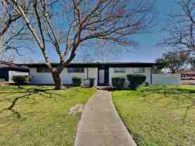 2702 Wallin Dr - Photo 1 of 1