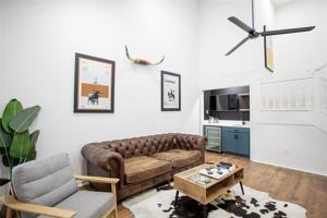 featured image of 2521 Stanford Ct