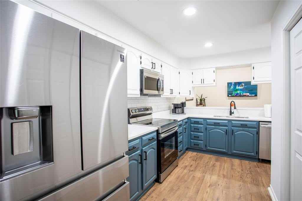 2521 Stanford Ct - Photo 3 of 23