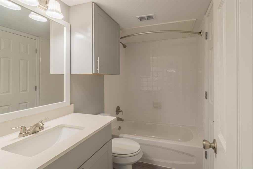 1900 Estrada Pkwy - Photo 7 of 10