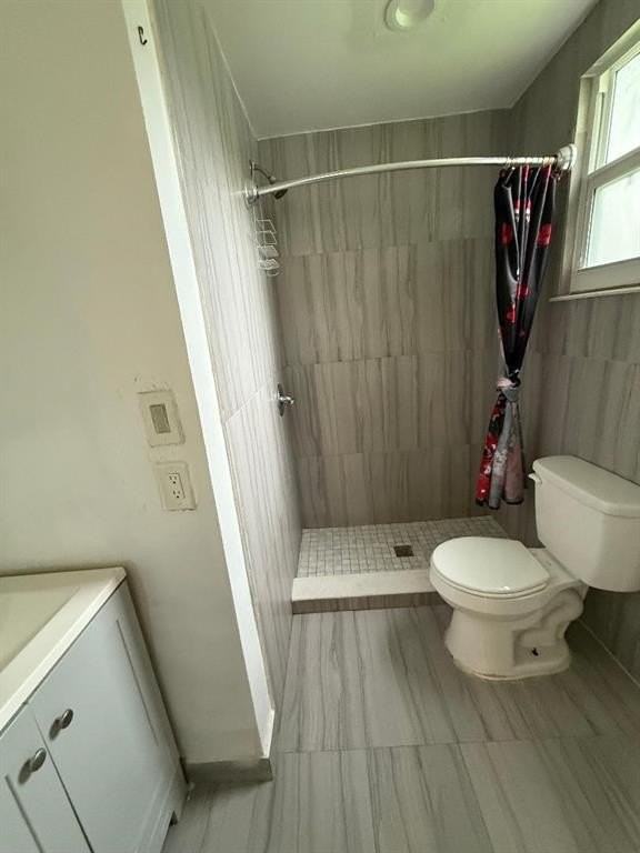 1505 Washington St #1 - Photo 3 of 4