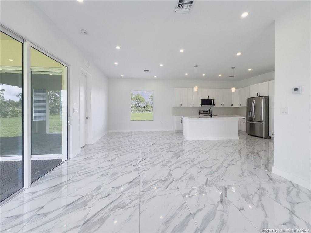 149 Se Cortile Arno - Photo 6 of 22