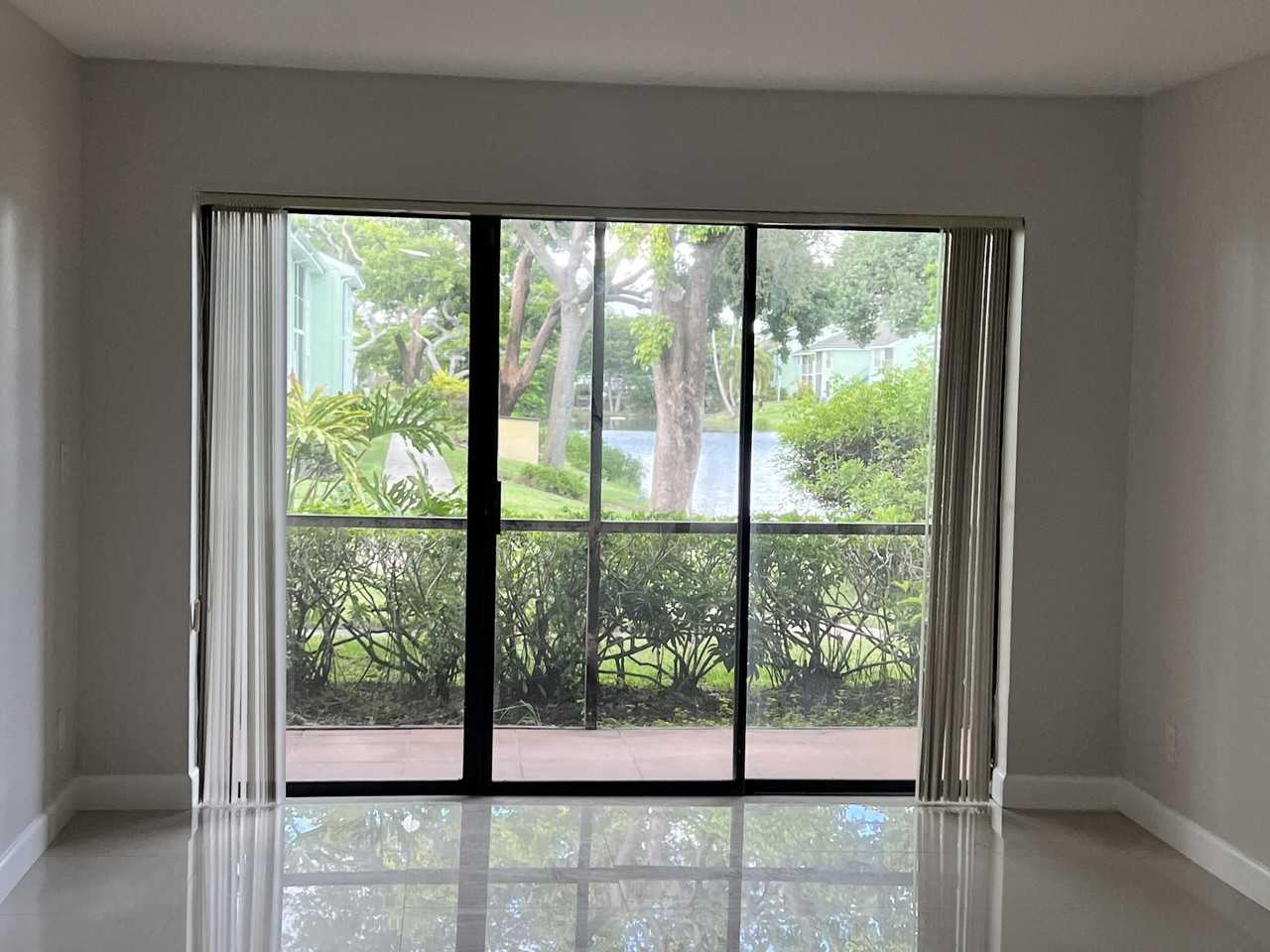 8789 Nw 39th St #8789 - Photo 3 of 26