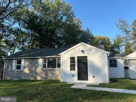 1043 Thrush Ln - Photo 1 of 1