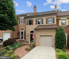 6358 Brampton Ct - Photo 1 of 1