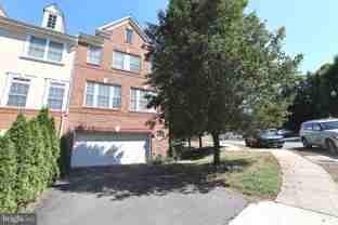 20345 Center Brook Sq - Photo 1 of 1