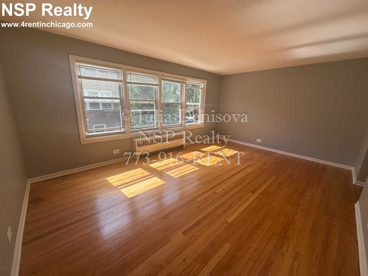 6700 N California Ave #19-1W