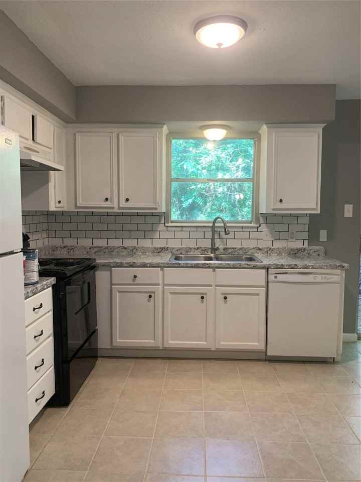 3773 Montgomery Rd - Photo 3 of 12