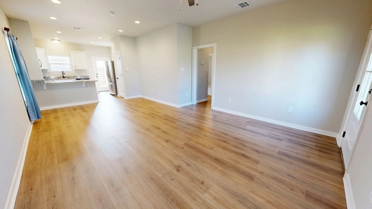 1852 Downing Rd - Photo 6 of 20