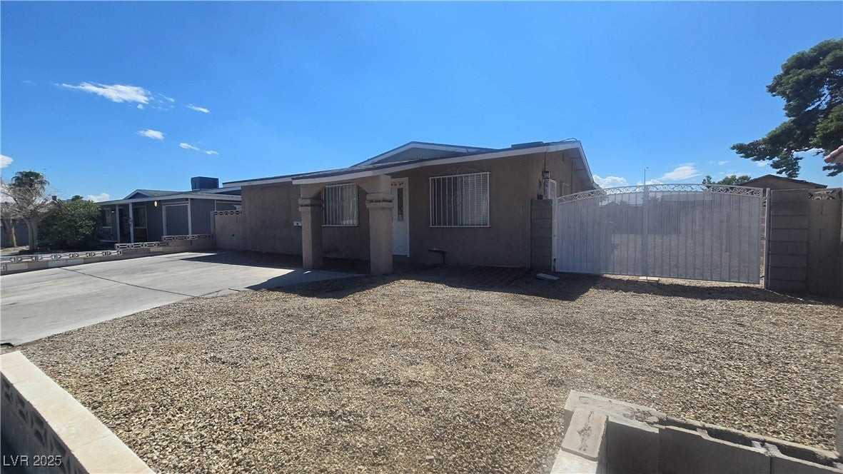 4533 W Desert Inn Rd - Photo 2 of 24