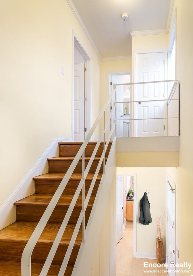 50 Gerry Rd - Photo 7 of 10