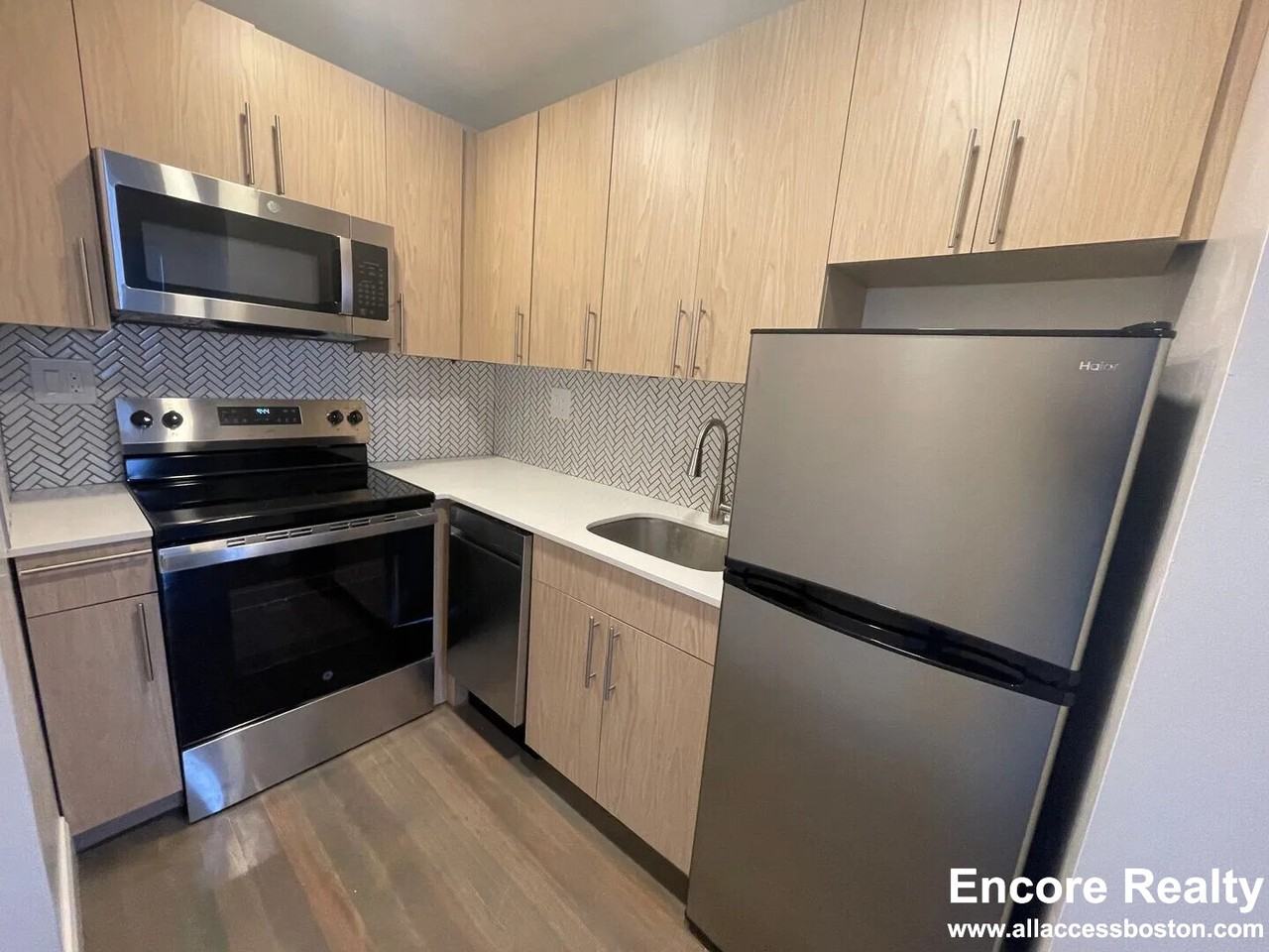 457 Centre St #210 - Photo 4 of 19