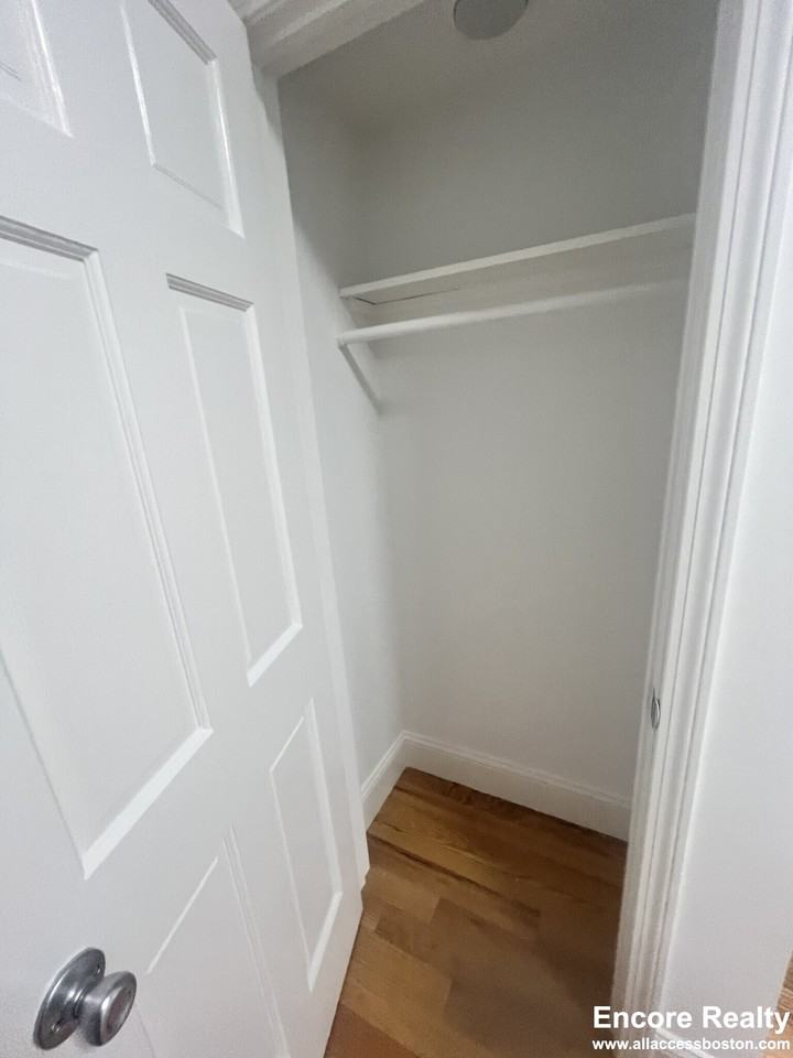 51 Joy St #7T - Photo 5 of 10