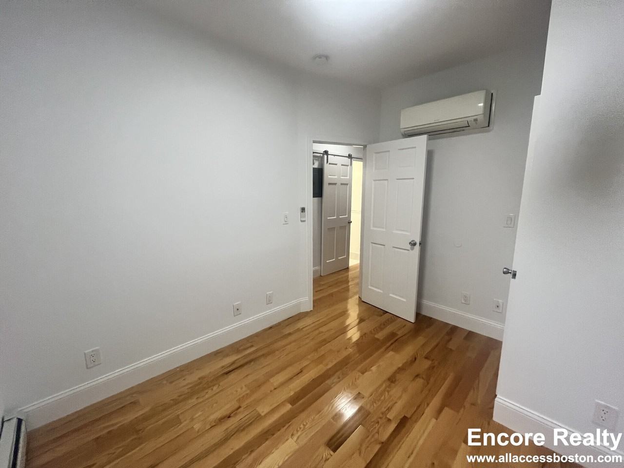 51 Joy St #7T - Photo 6 of 10