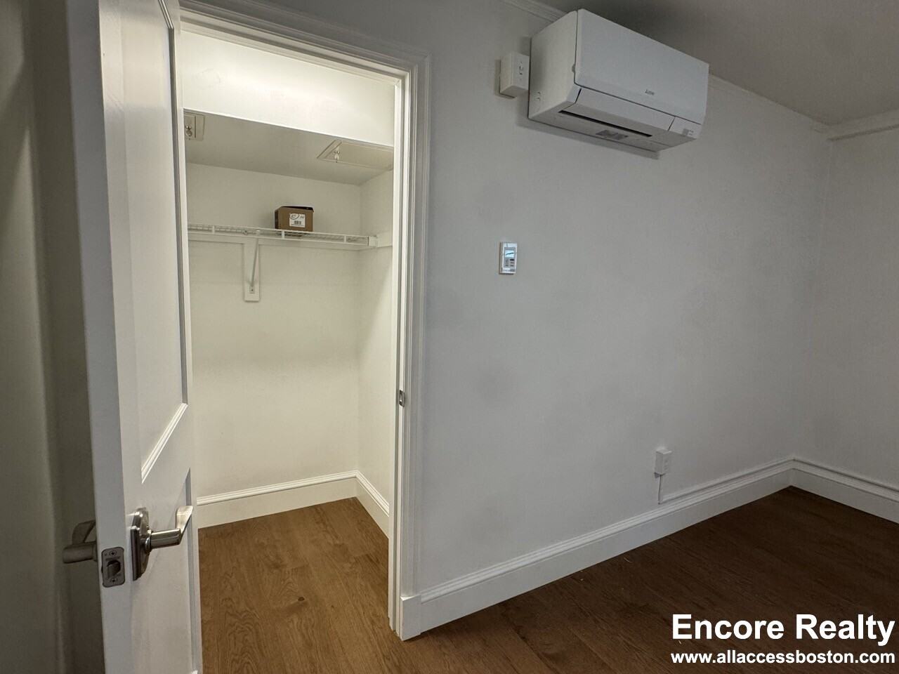 1200 Massachusetts Ave #214 - Photo 4 of 15