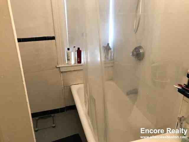 1375 Commonwealth Ave #12 - Photo 6 of 7