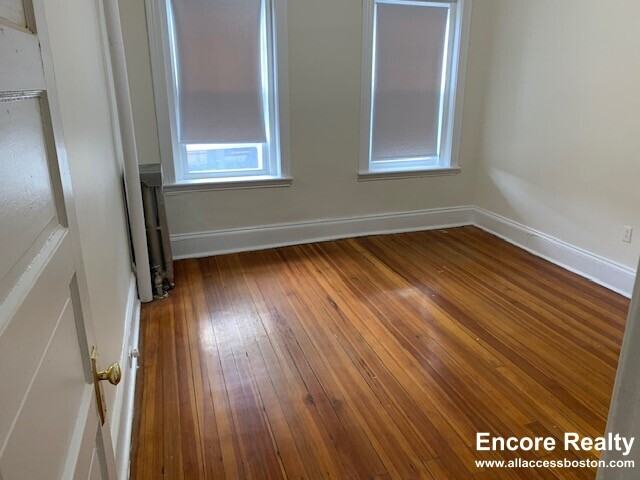1377 Commonwealth Ave #11 - Photo 2 of 8