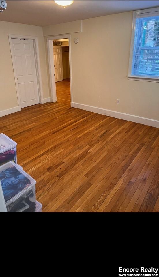 14 Centre St #K - Photo 4 of 18