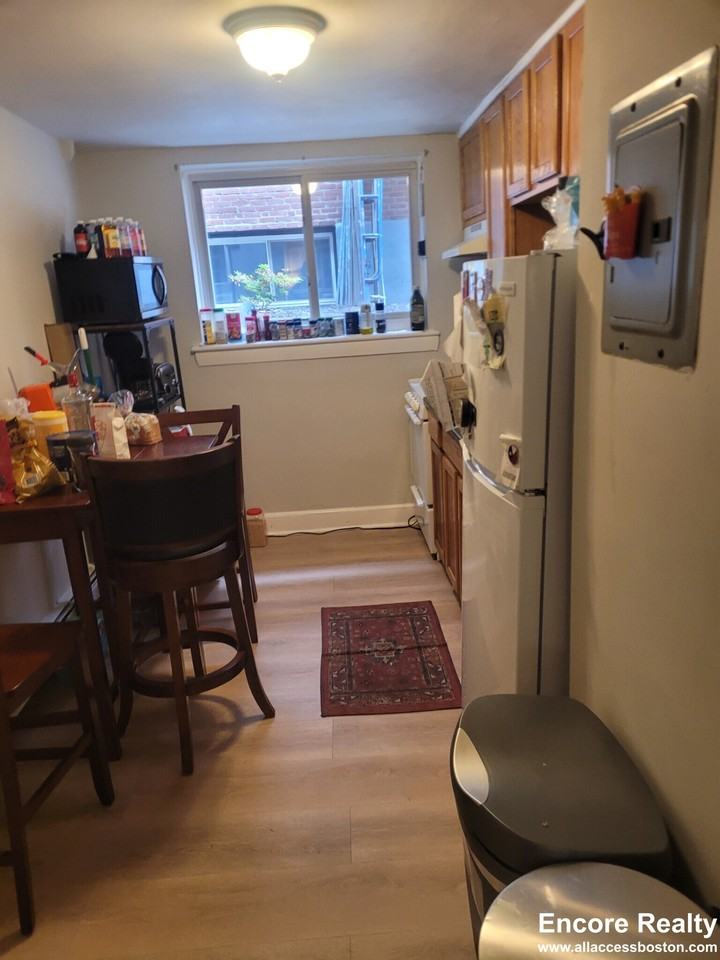 69 Chiswick Rd #7