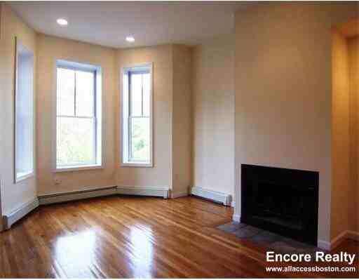 59 Fort Ave #7 - Photo 5 of 8