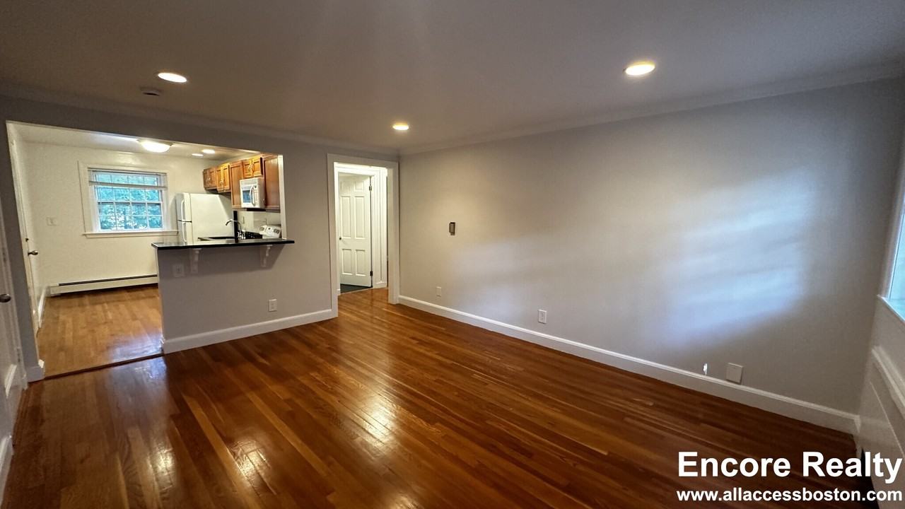 67 Wyman St #9 - Photo 7 of 17