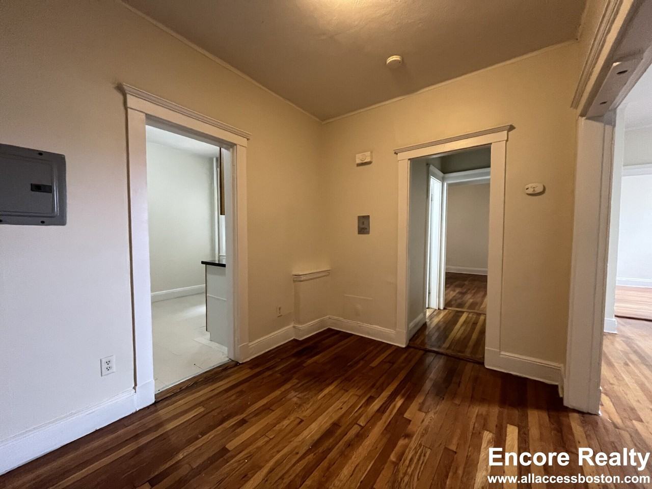 1630 Commonwealth Ave #11 - Photo 2 of 33