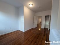 31 Temple St #10H - Photo 1 of 1
