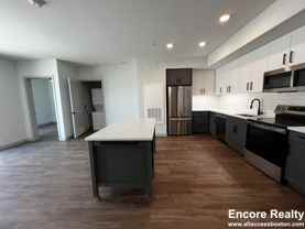 80 Rugg Rd #8DT - Photo 1 of 1