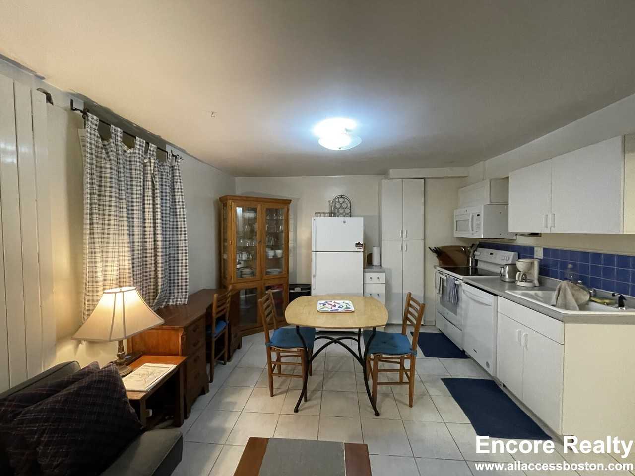56 Hobson St #I - Photo 3 of 24