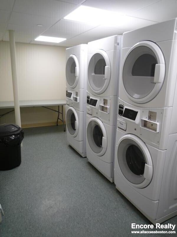 65 Langdon St #16 - Photo 6 of 20