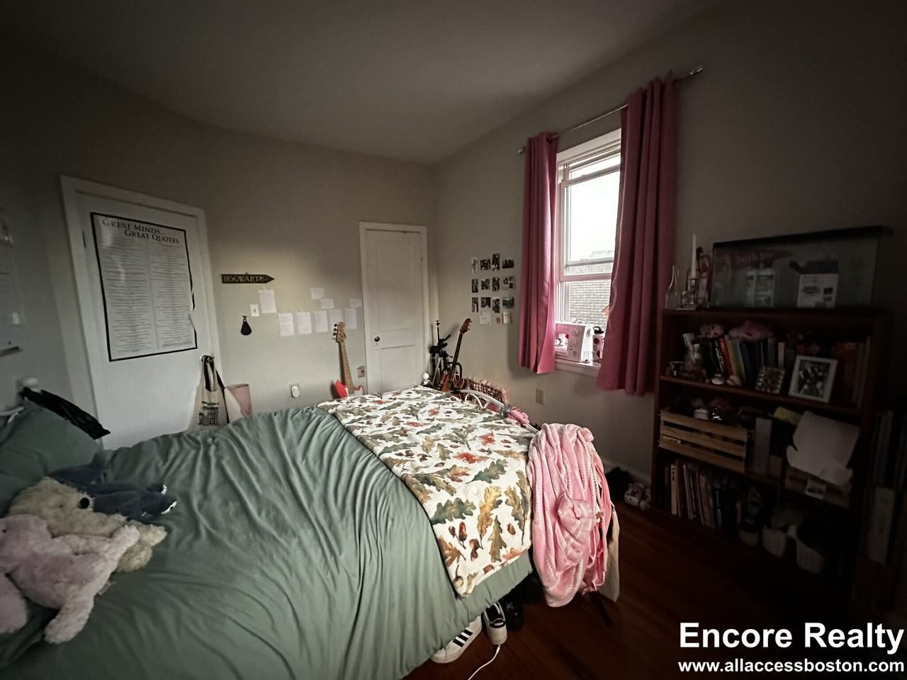 38 Hemenway St #38 - Photo 6 of 37