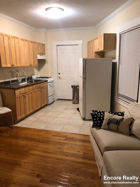 27 Forest St #7 - Photo 7 of 15