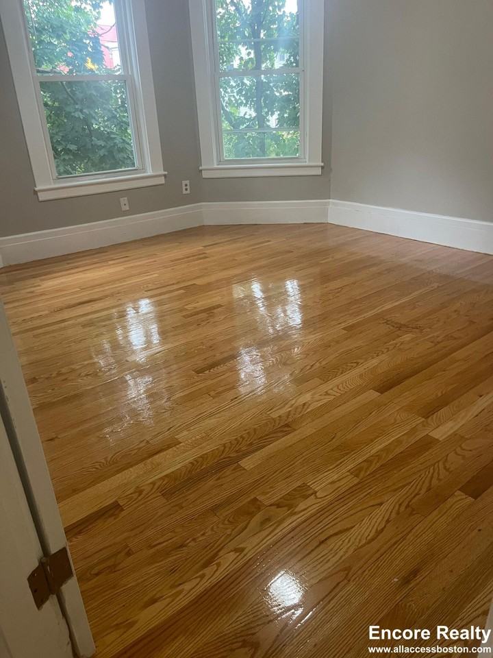 186 Bowdoin St #8 - Photo 2 of 10