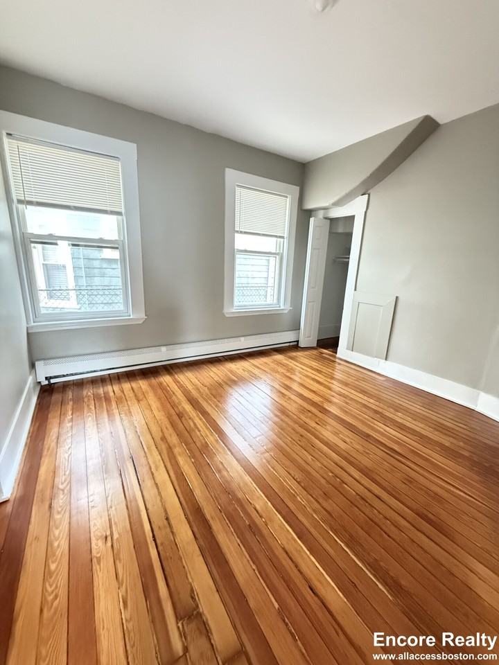 6 Bowdoin Park #7 - Photo 6 of 12