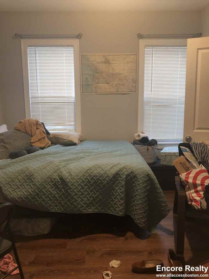 38 Crescent Ave #7 - Photo 6 of 10