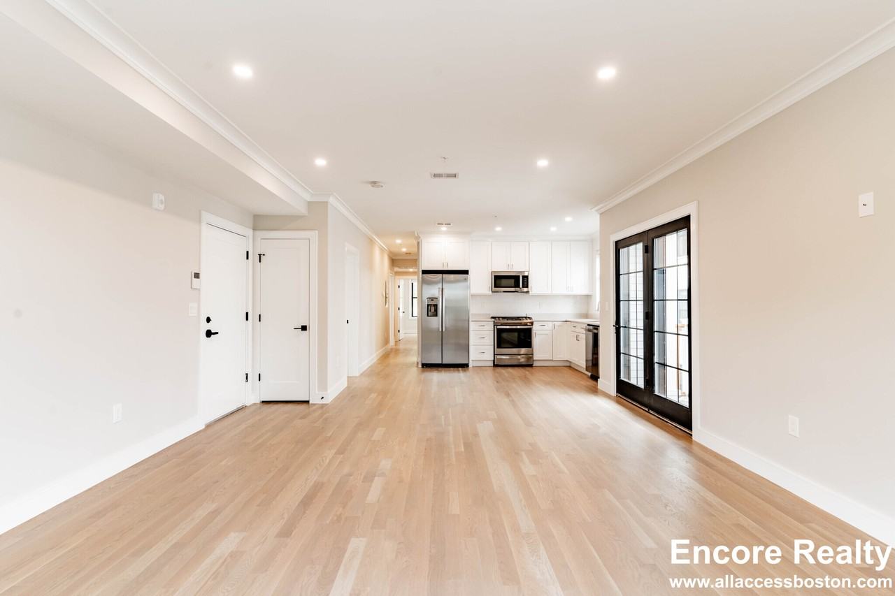 285 Lamartine St #8 - Photo 4 of 13