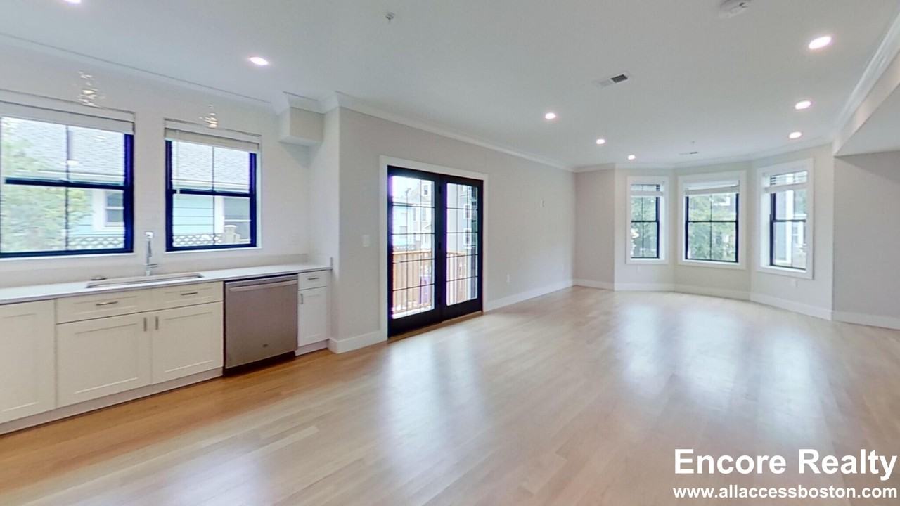 285 Lamartine St #8 - Photo 5 of 13