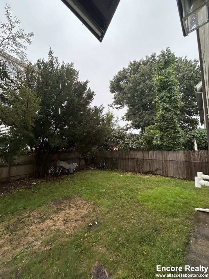 6 Swetts Ct - Photo 4 of 17