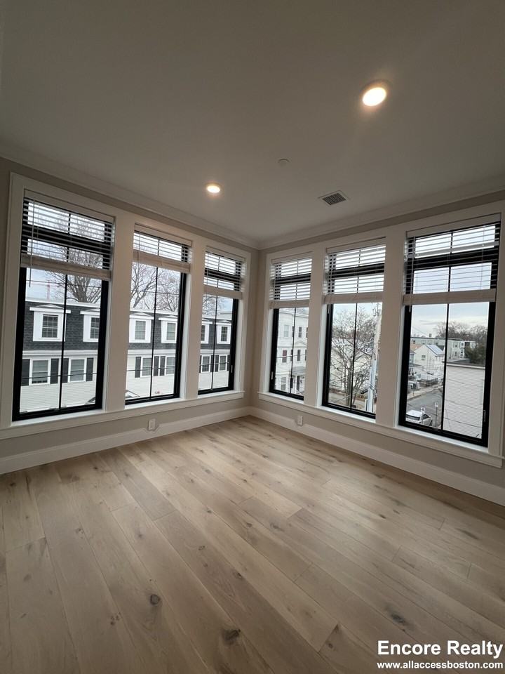 157 Everett Street #308 - Photo 5 of 35