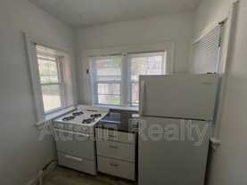 4443 Pershing Ave #2W - Photo 1 of 1